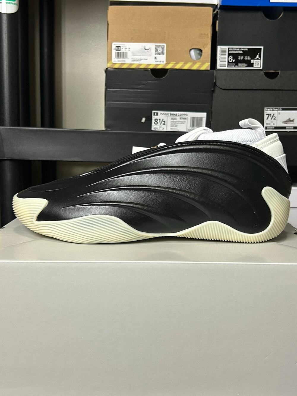adidas Harden Volume 9 Black Vanilla / $160 Retail! !/ Size 10.5 / Brand New!!